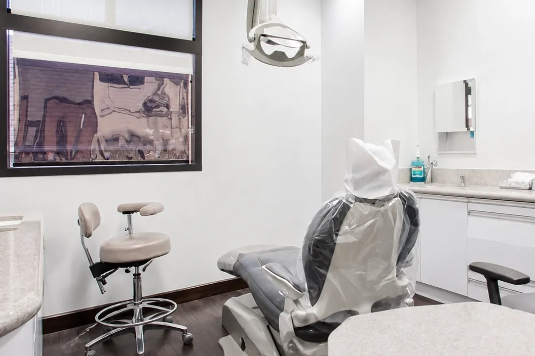 Pasadena Prosthodontics treatment room